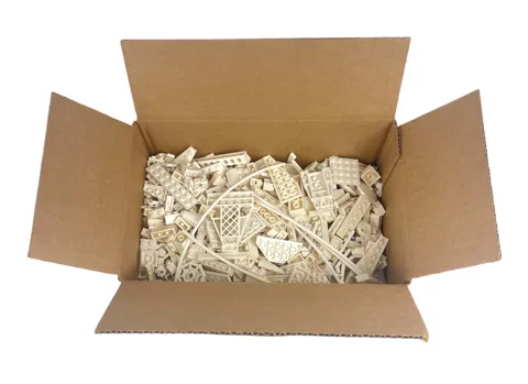 Lot of 1 Pound 5 Ounces of White Legos Multi-Sized Bricks & Accessories