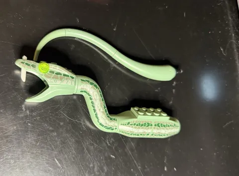 Lego 4730 The Chamber of Secrets Animal Harry Potter Basilisk Snake w/ GITD Fang