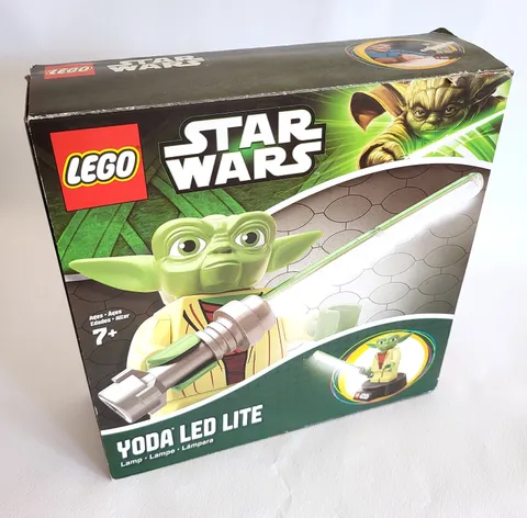 Lego Star Wars Yoda LED Lite Desktop Lamp Light Decor (Torch Light / Nightlight)