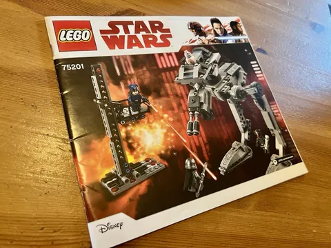 LEGO Star Wars Illustrated Instruction Manual Booklet ONLY English Set 75201