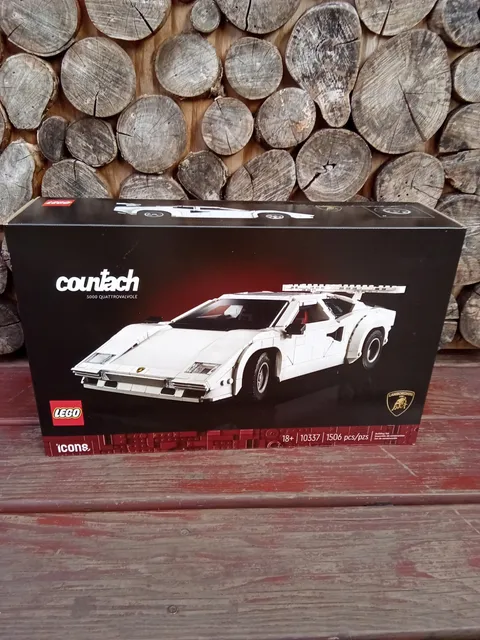 LEGO Icons: Lamborghini Countach 5000 Quattrovalvole (10337)