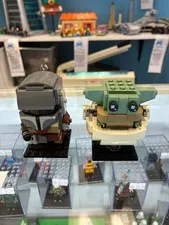 75317 Star Wars Brickheadz Mandalorian and The Child - Used