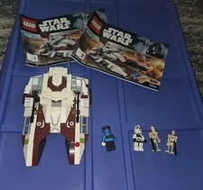 LEGO Star Wars 75182 Republic Fighter Tank Complete w/ Minifigures and Manuals