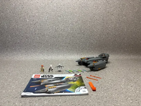 LEGO ® Star Wars 75286 Genral Grievou's Starfighter