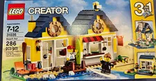LEGO Creator 31035 Beach Hut 3-in-1 Set 286 pcs Ages 7-12 Box Plastic