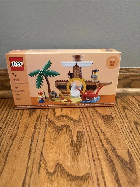 LEGO 40589 Pirate Ship Playground Brand New Sealed Box