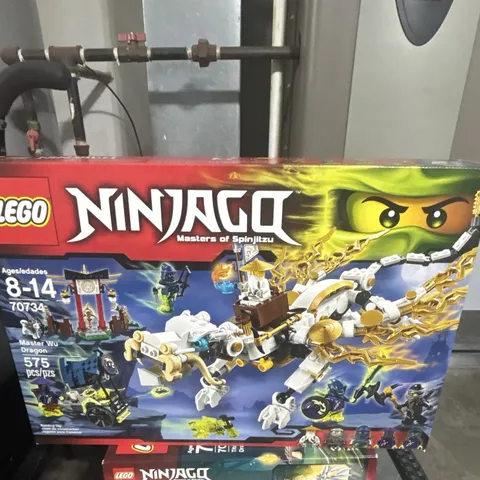 LEGO NINJAGO Master Wu Dragon 70734 Masters of Spinjitzu 575pc Separator