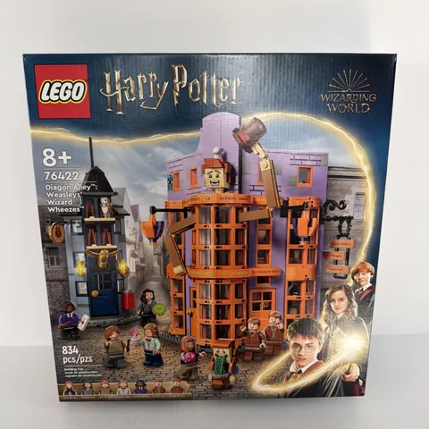 LEGO Harry Potter Diagon Alley: Weasleys' Wizard Wheezes 76422