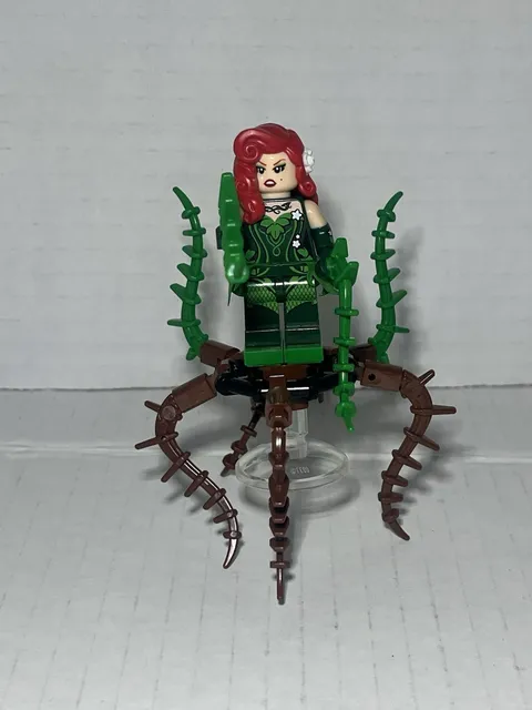 LEGO Batman Movie Minifigure SH0327 Poison Ivy w/ vine stand from set 70908 used