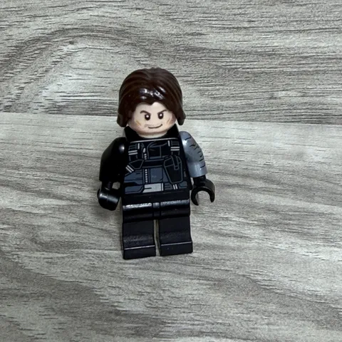 LEGO Marvel Super Heroes Winter Soldier Bucky Barnes Minifigure sh0257 