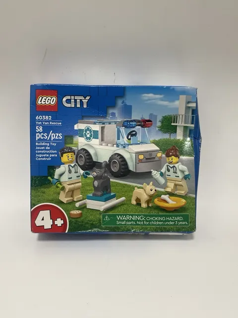 LEGO 60382 City: Vet Van Rescue Animal Ambulance - NEW in Damaged Box