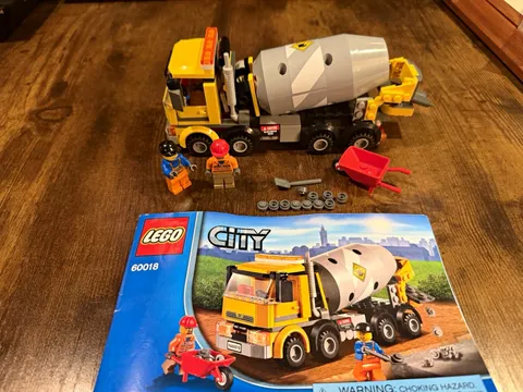 LEGO City Construction 60018 Cement Mixer Truck