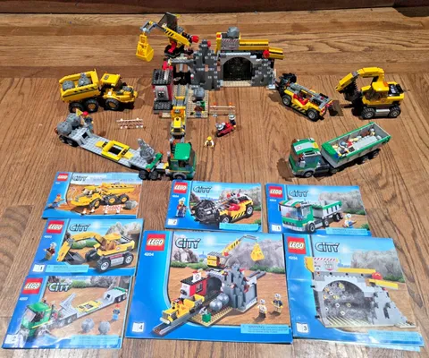 LOT OF 3 LEGO CITY SETS THE MINE 4204 DUMP TRUCK 7631 & EXCAVATOR TRANSPORT 4203