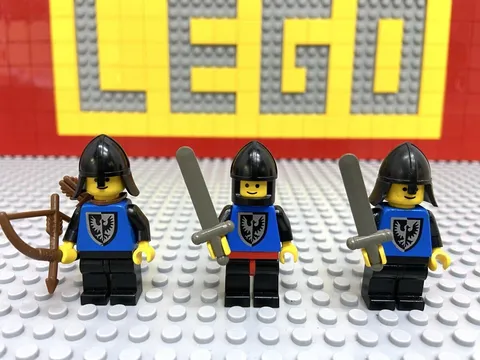 LEGO Castle Mini Figures 3 Black Knight Soldiers Knights Set