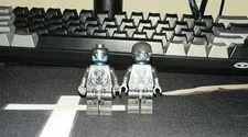 LEGO Ultron Minifigure Lot of 2 Figures w/ Blue Helmets Plastic