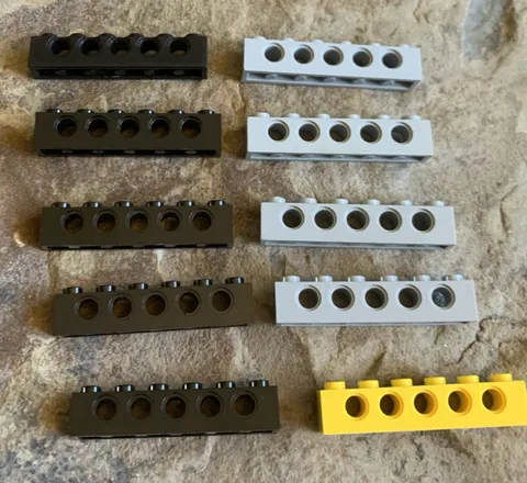 Lego 3702 Technic Brick 1 x 8 with Holes. 10 Total Pieces