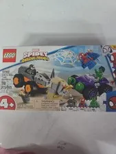 LEGO Spider-Man: Hulk vs. Rhino Truck Showdown (10782) Damaged Box