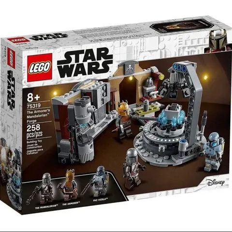 Used LEGO Star Wars: The Armorer's Mandalorian Forge (75319)