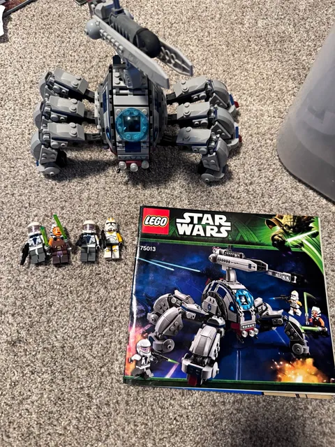 LEGO Star Wars Clone Wars Umbaran MHC (75013) w/ Minifigures