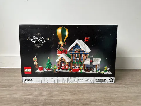 LEGO 10339 Icons Santa’s Post Office Winter Village holiday Christmas NEW SEALED