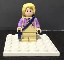 LEGO Harry Potter Luna Lovegood The Weasley Family Minifig hp347