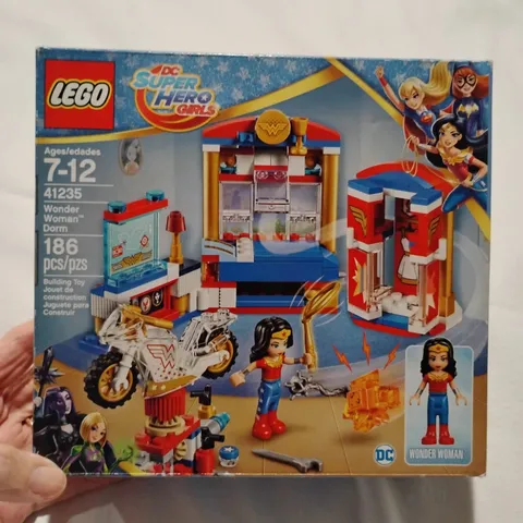 Lego DC Super Hero Girls Wonder Woman Dorm 41235 New
