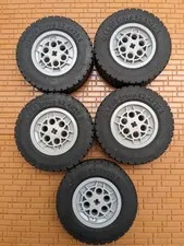 LEGO 5pcs TECHNIC  Flush Axle Stem Grey with Black Tires 62.4x20 S Bulk Lot 