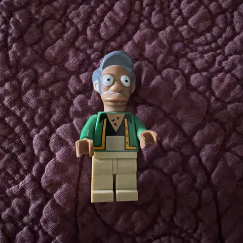 LEGO The Simpsons Apu Nahasapeemapetilon minifigure (sim017)