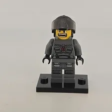 LEGO Space Police 3 Officer 6 Minifigure sp104 5980