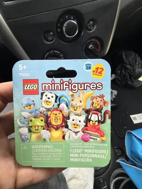 Lego Animal Series 28 Mini-figures - 71051 