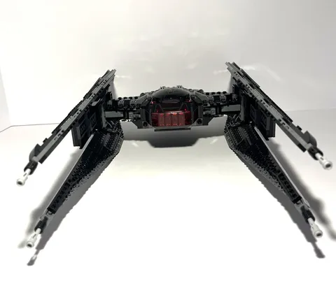 Kylo Ren TIE Fighter 75179 LEGO Star Wars 100% Complete, Manuel, No Box, No Figs
