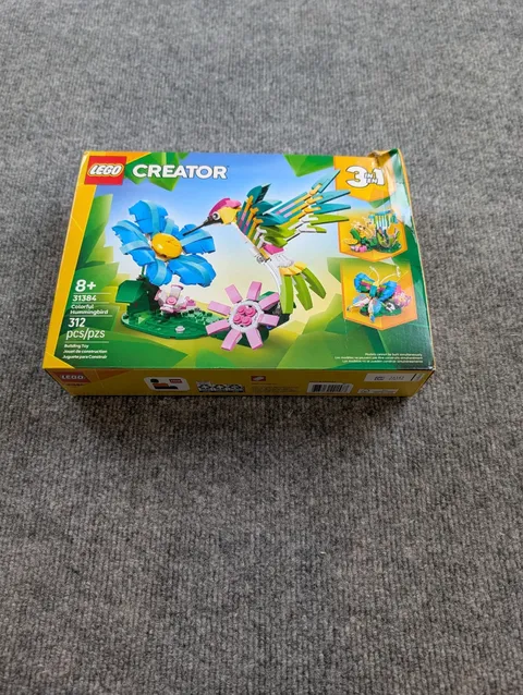 LEGO 6585559 Creator 3 in1 Wild Animals: Colorful Hummingbird 31384 , Box Damage