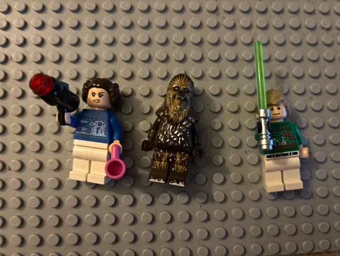 LEGO Star Wars Holiday Minifigures Lot of 3 Leia Luke Chewbacca w/ Accessories