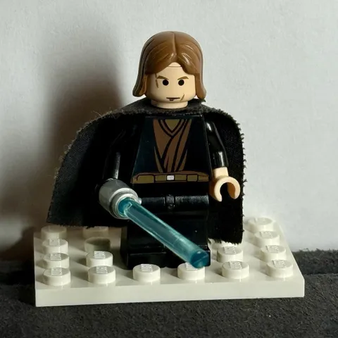 VHTF 2004 LEGO Star Wars Anakin Skywalker Minifigure Light-Up Blue Lightsaber NM