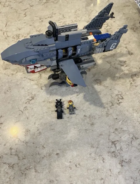 LEGO The LEGO Ninjago Movie: GARMADON! (70656) Shark Only + 2 Minifigures