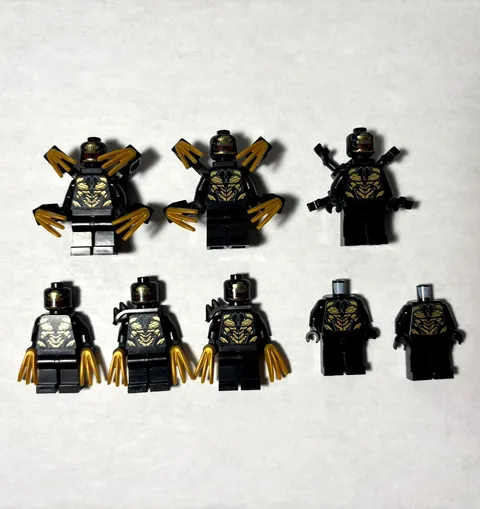 LEGO Marvel Avengers Outrider Minifigure Army Lot of 8! sh0561, sh0562, sh0505
