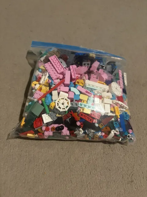 Lego Bulk Lot - Gallon Freezer Bag Of Random Assorted LEGO Bricks