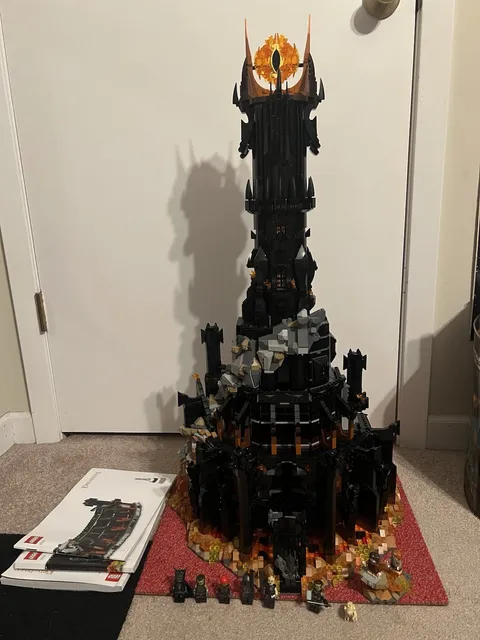 LEGO Icons Lord of the Rings Set Barad-Dur 10333 Used w/figures and 40693 set