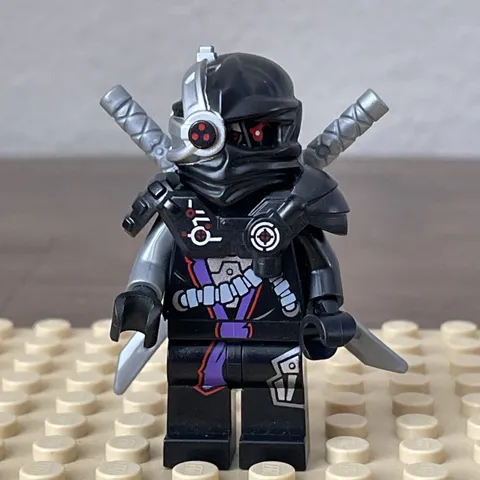 LEGO Ninjago General Cryptor Rebooted Minifigure w/ Katanas 70721 70726 njo0092