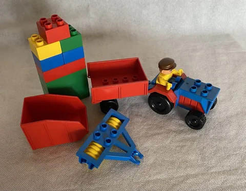 LEGO DUPLO 1980's Vtg Tractor Farm Machinery and Bricks Lot of 15 Pieces