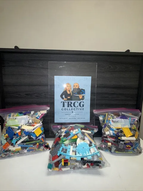 1 gallon bag of legos Pieces Random Mixed Lego