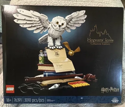 LEGO SEALED Harry Potter: Hogwarts Icons - Collectors' Edition