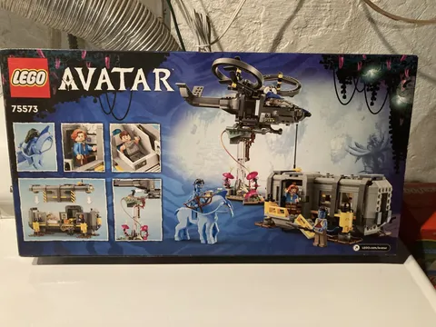 BRAND NEW: LEGO Avatar: Floating Mountains: Site 26 & RDA Samson (75573) RETIRED