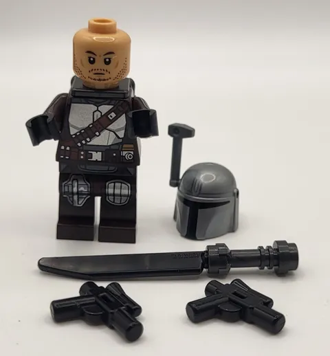 LEGO Star Wars Din Djarin Minifig  (sw1212) With All Weapons And Accessories