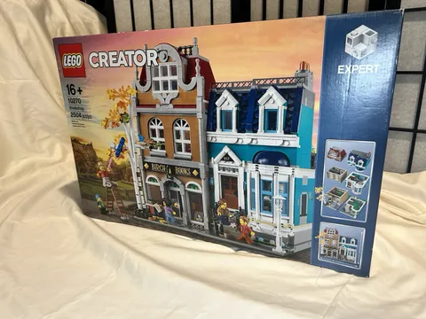 LEGO CREATOR: Bookshop (10270) Factory Sealed Retired Set