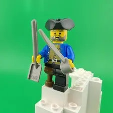 LEGO Minifigure Genuine Pirate Peg Leg Black Triangle Hat set 6248 Yr 1996