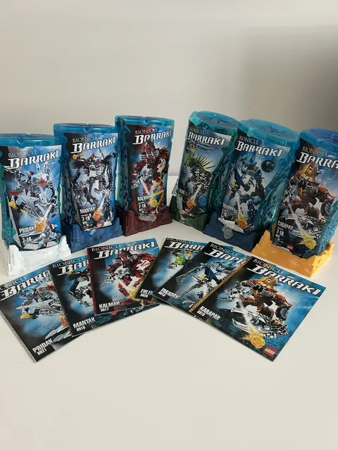 LEGO BIONICLE Barraki 2007 Lot With Canisters And Instructions