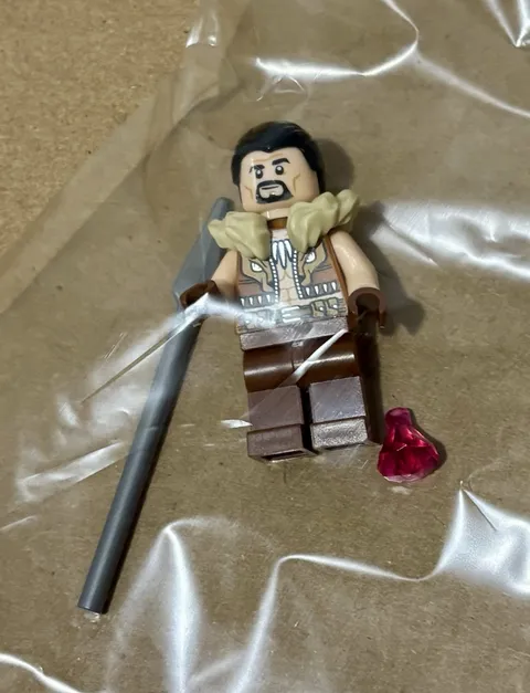 LEGO MARVEL KRAVEN THE HUNTER Minifigure Oscorp Building ONLY 76324