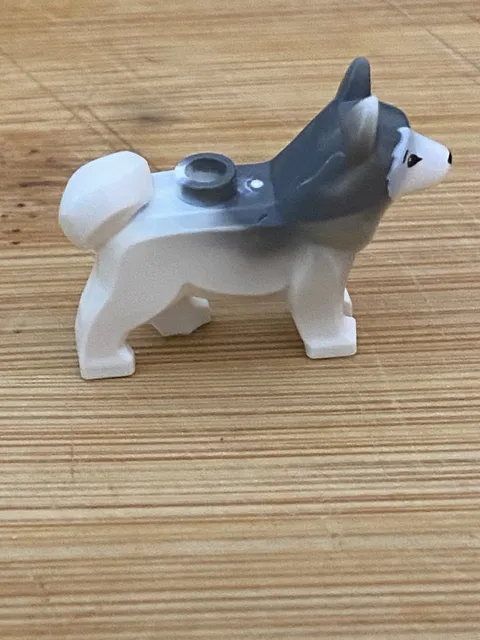 Lego Husky Sled Dog White & Gray Arctic 60036 Minfigure Pet Animal