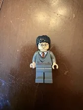 LEGO Harry Potter Minifigure 2004 Hogwarts Uniform Glasses Scar Gray Sweater